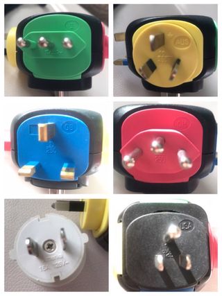 Adaptador de enchufe universal de viaje.