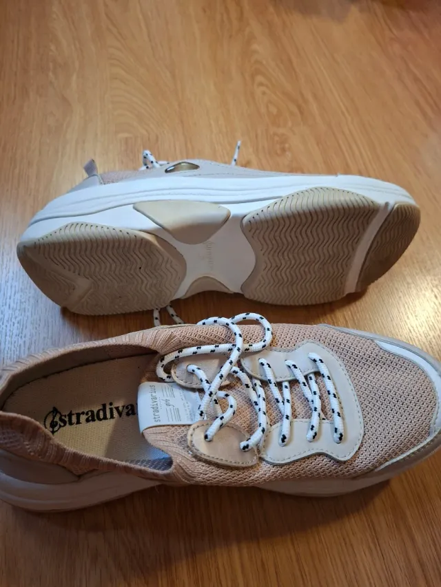 Zapatillas Stradivarius Beige Talla 39 Mujer