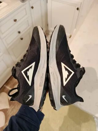 Nike Pegasus 36 Trail Scarpe Uomo Nero Bianco