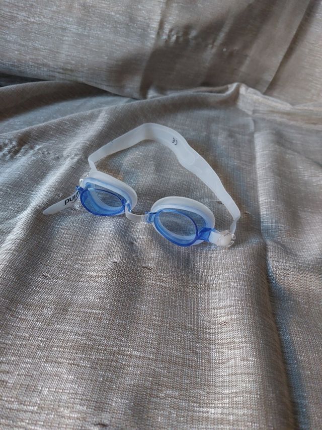 Gafas de natación azules