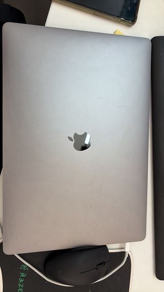 macbook Pro i9 2019 16GB 1TB