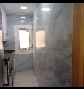 Revestimiento pared tipo mármol