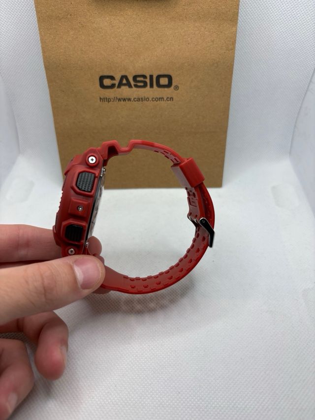 Reloj Casio G-Shock GA-100 Rojo