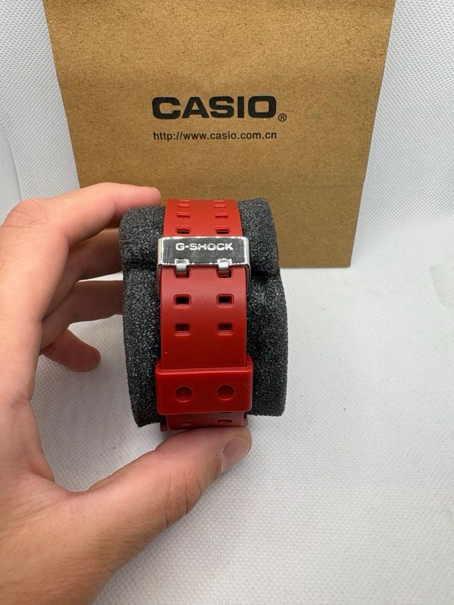 Reloj Casio G-Shock GA-100 Rojo