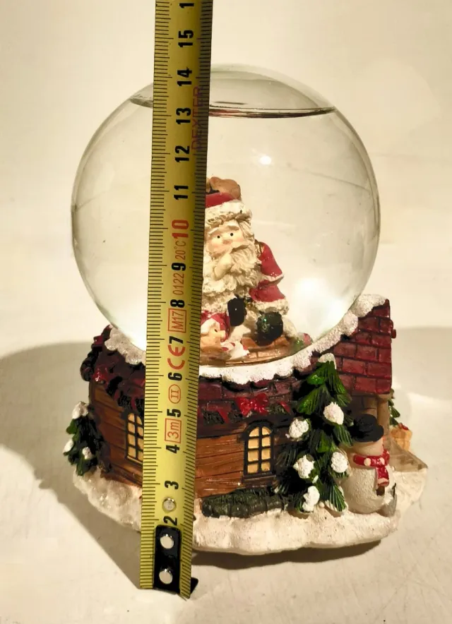 Pallina di neve di Natale Babbo Natale con musica Jingle Bells