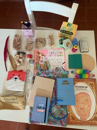 Lote papelería y manualidades