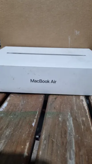 Scatola originale MacBook Air 13" A1932