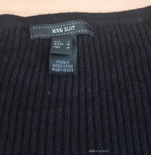 Jersey Mango Suit Negro Talla S