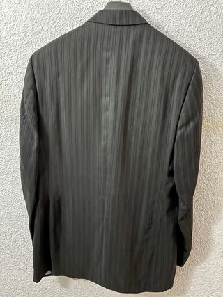 Traje de hombre negro