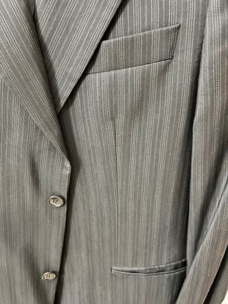 Traje de hombre negro