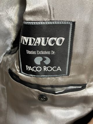 Traje de hombre negro