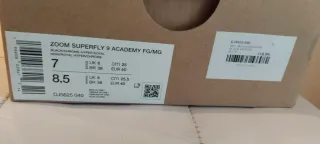 Botas de fútbol Nike niño talla 40