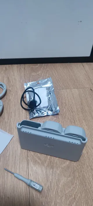 Drone DJI Neo Protectores funda y 2 Batería extras