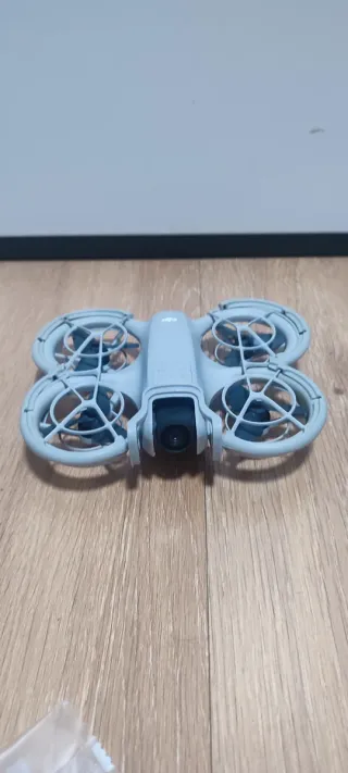 Drone DJI Neo Protectores funda y 2 Batería extras