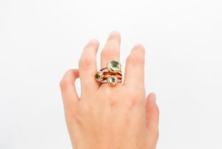 Anillo De Oro De 18K Con Diamantes.. Ref: 044-01-01206