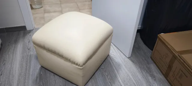 Puff Beige Piel Sintética