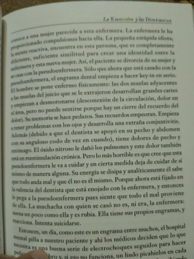 Dianética: El Poder del Pensamiento sobre el Cu...
