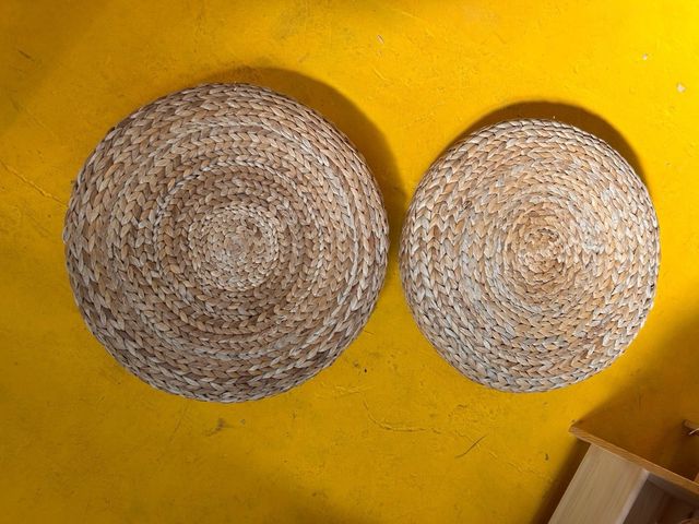 puff de mimbre de Ikea