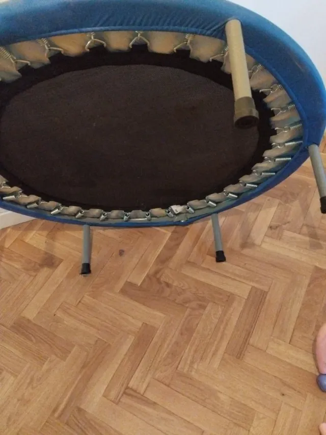 Colchoneta de salto azul