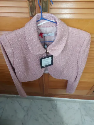 Chaqueta corta rosa