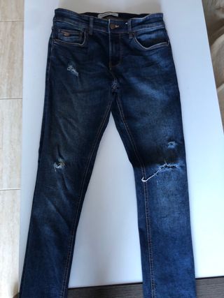 Pantalones vaqueros súper skinny rotos talla 38