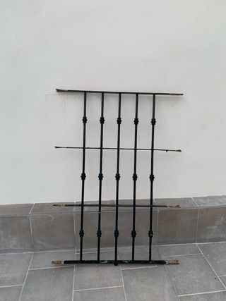 Reja de hierro maciza