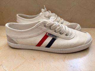 Zapatillas Kawasaki Blancas de Lona. Talla 41.