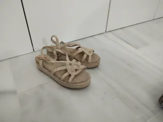 Sandalias Mustang Beige Talla 38