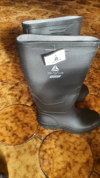 Botas de agua Deltaplus talla 39/40