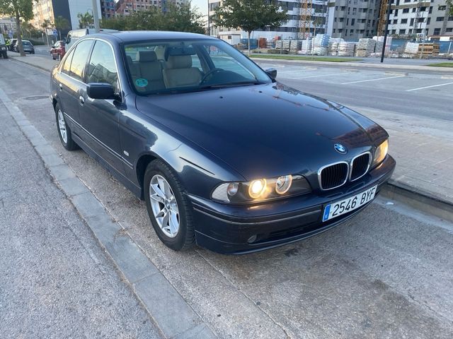 BMW 520