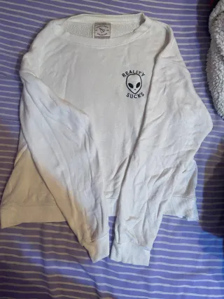 Sudadera  de marca con alien