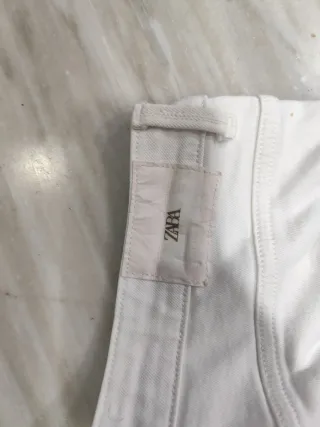 Vaqueros blancos Zara Talla 42