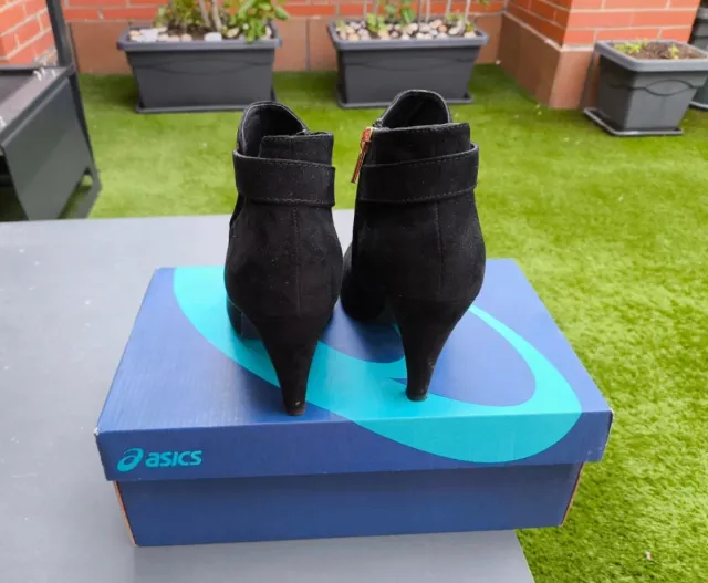 Botines Sfera Ante Negros Talla 37