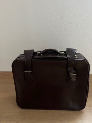 Maleta de viaje vintage marrón