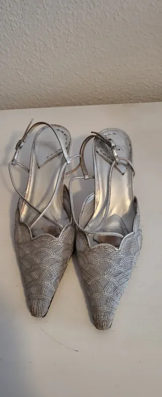 Bolso de fiesta en color plata.