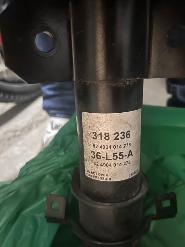 Amortiguadores Delanteros Mercedes V 5 meses de us