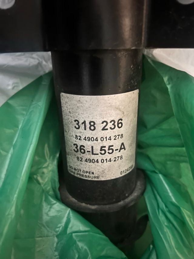 Amortiguadores Delanteros Mercedes V 5 meses de us