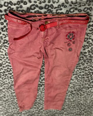Vaqueros de la marca Desigual