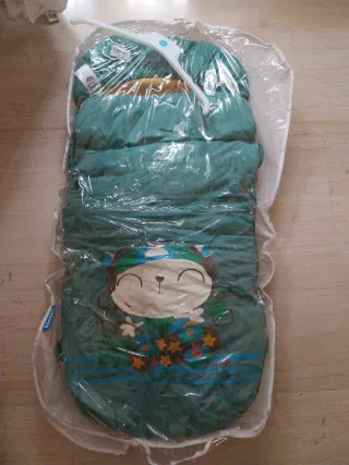 Carro de bebé equipado completo