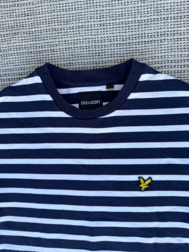 Sudadera Lyle & Scott rayas azul y blanco