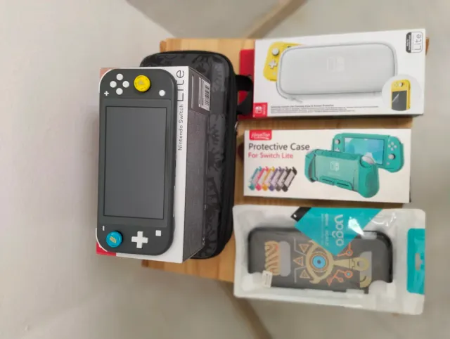 Nintendo Switch Lite Gris con Accesorios