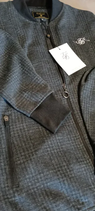 Chaqueta SikSilk gris y negra