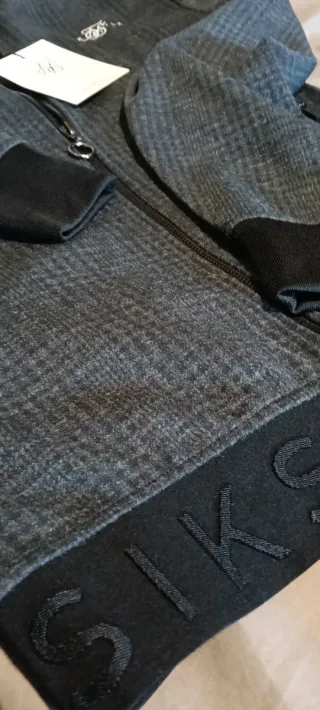 Chaqueta SikSilk gris y negra