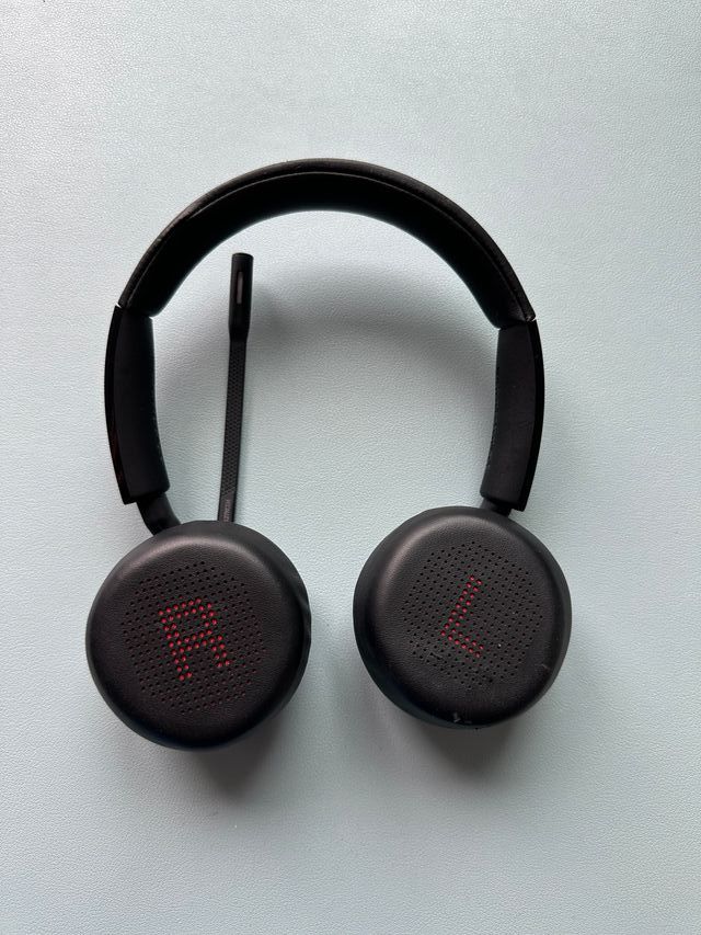 Auriculares Bluetooth Plantronics Voyager 4220 UC