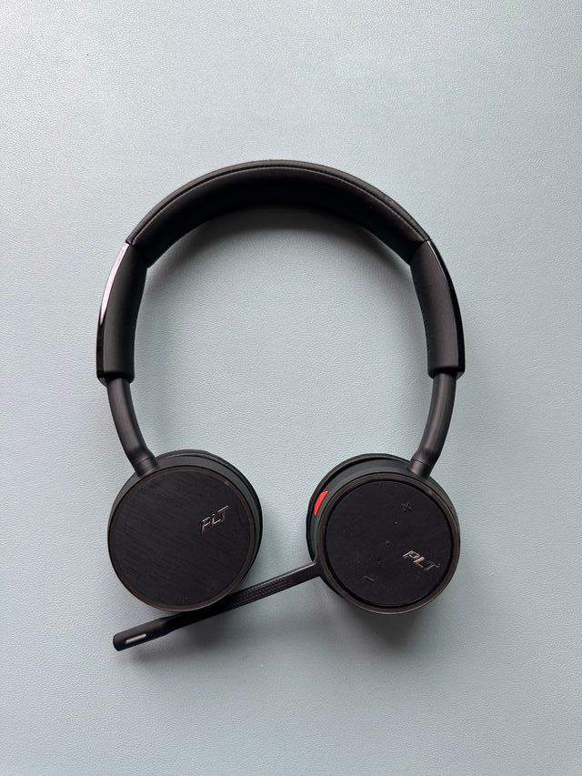 Auriculares Bluetooth Plantronics Voyager 4220 UC