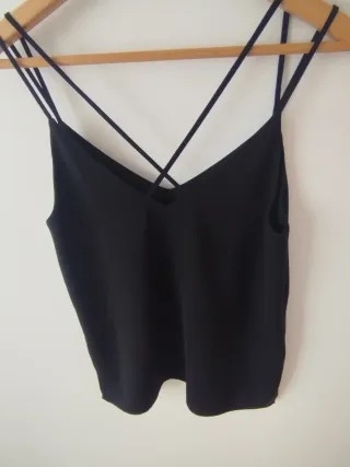 Camiseta tirantes negra