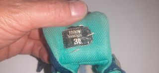 Botas de montaña talla 30