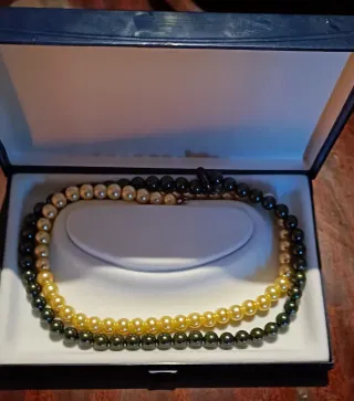 Collar de perlas auténticas