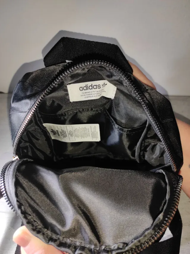 Mochila pequeña Adidas