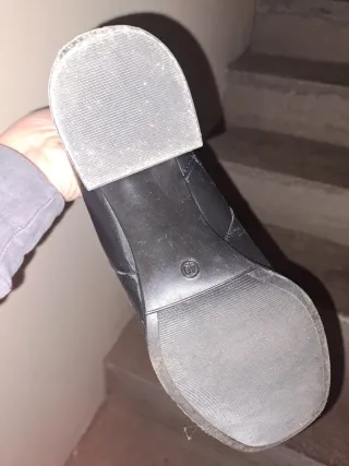 Stivaletti neri in pelle